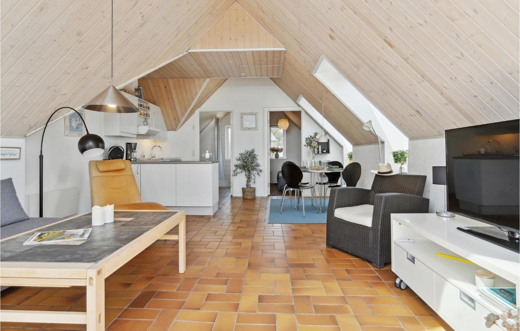 1 Bedroom Nice Apartment In Idestrup Bøtø By Bagian luar foto